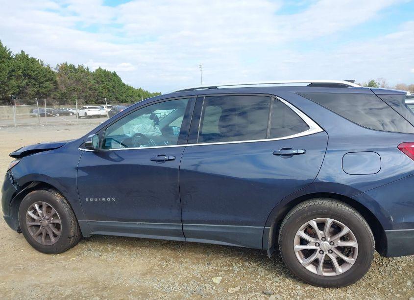 Photo 13 of 2018 Chevrolet Equinox LT (VIN 3GNAXSEV1JS540927)