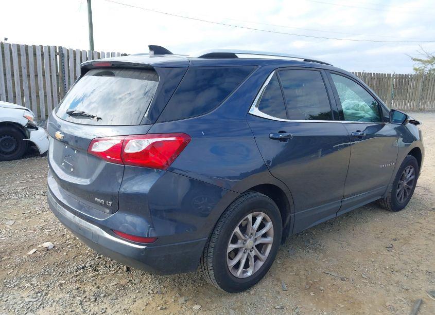 Photo 4 of 2018 Chevrolet Equinox LT (VIN 3GNAXSEV1JS540927)