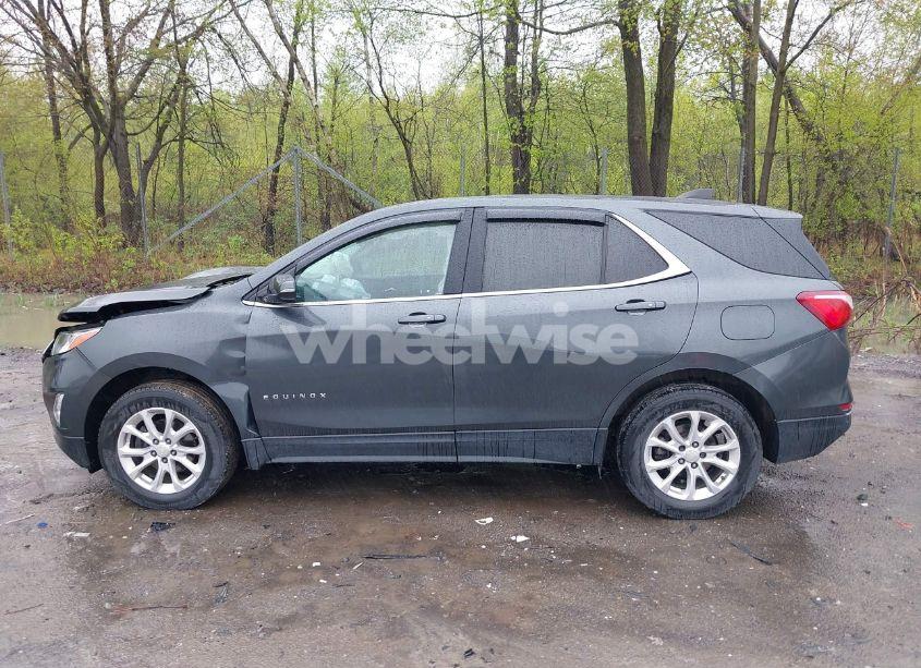 Photo 14 of 2018 Chevrolet Equinox LT (VIN 3GNAXSEV1JS648190)