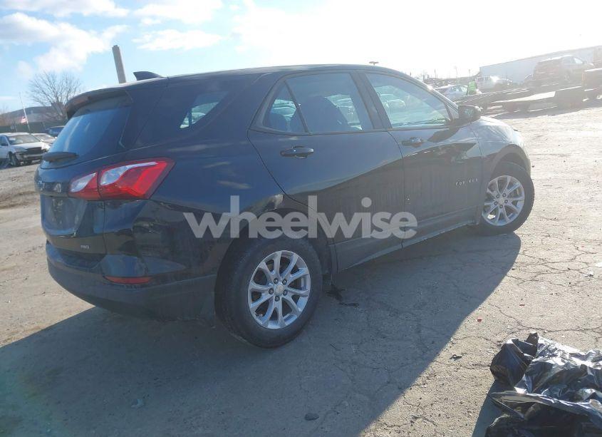 Photo 4 of 2019 Chevrolet Equinox LS (VIN 3GNAXSEV1KL285269)