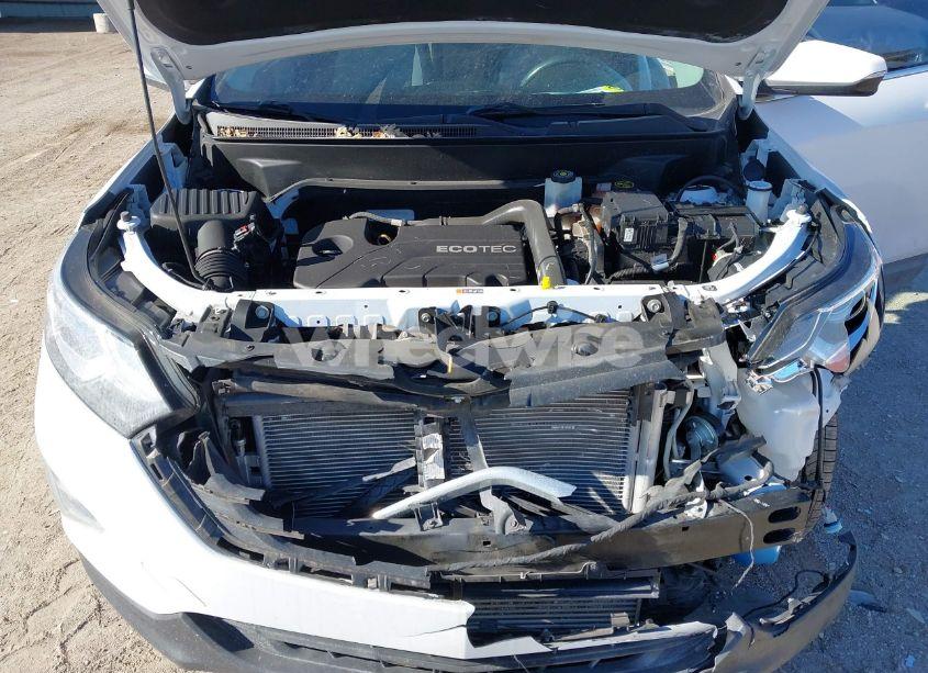 Photo 10 of 2018 Chevrolet Equinox LT (VIN 3GNAXSEV2JL128638)