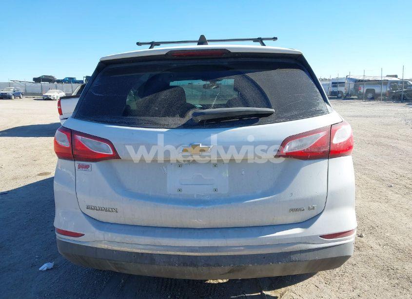 Photo 16 of 2018 Chevrolet Equinox LT (VIN 3GNAXSEV2JL128638)
