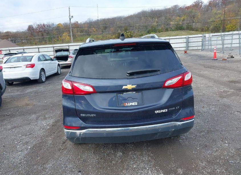 Photo 16 of 2018 Chevrolet Equinox LT (VIN 3GNAXSEV2JS560510)