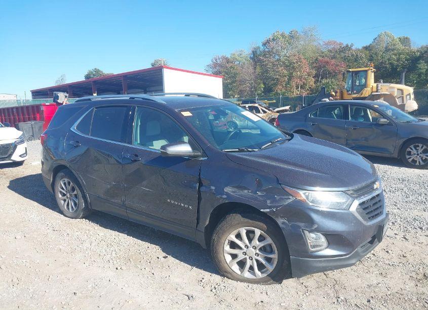 2018 Chevrolet Equinox LT (VIN 3GNAXSEV2JS578294) main photo