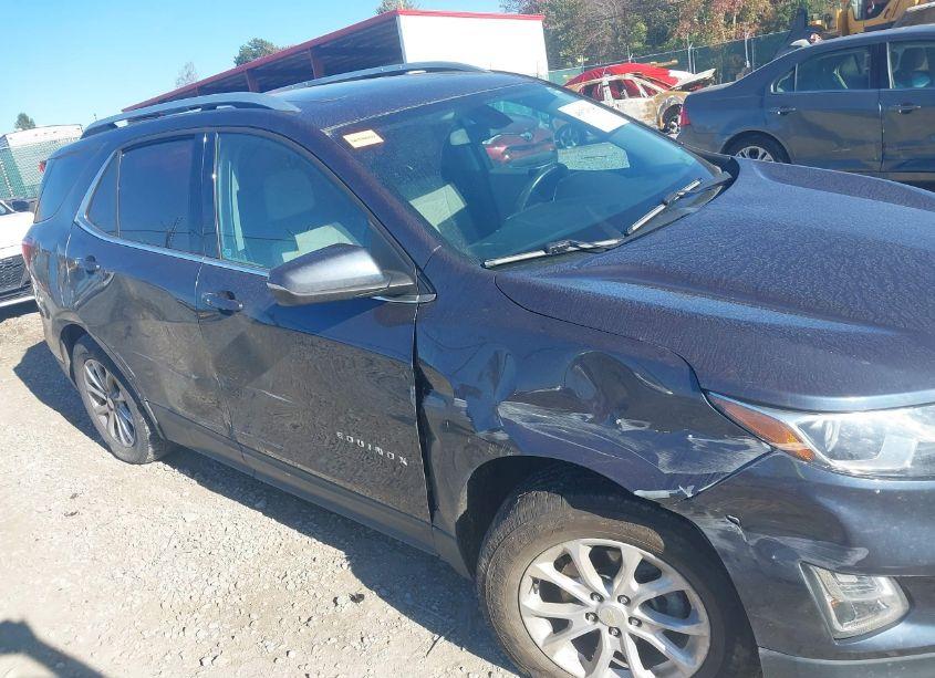 Photo 6 of 2018 Chevrolet Equinox LT (VIN 3GNAXSEV2JS578294)