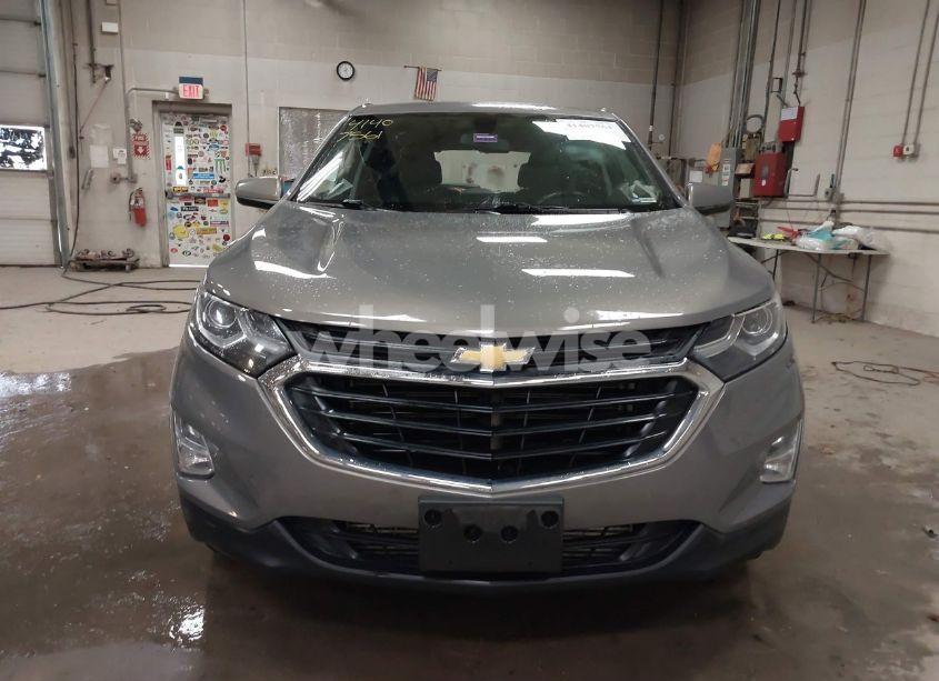 Photo 12 of 2018 Chevrolet Equinox LT (VIN 3GNAXSEV2JS606742)