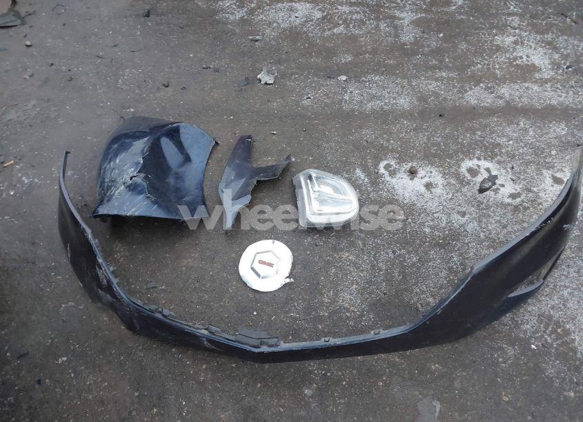 Photo 12 of 2018 Chevrolet Equinox LT (VIN 3GNAXSEV2JS622648)