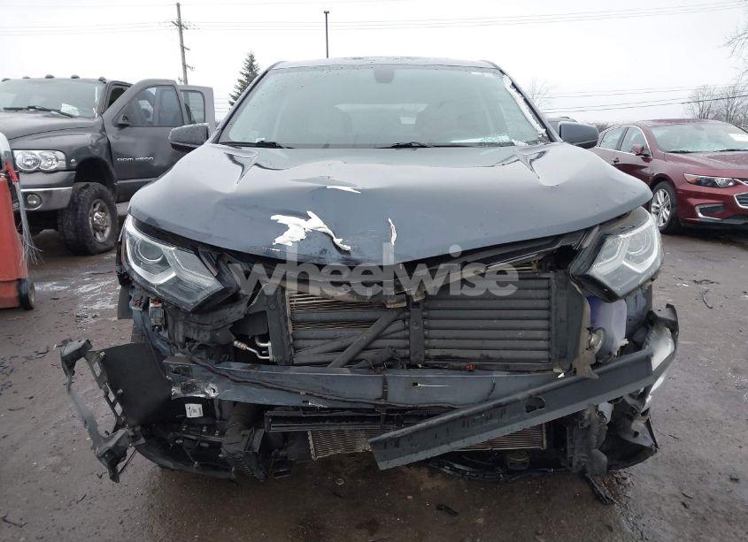 Photo 13 of 2018 Chevrolet Equinox LT (VIN 3GNAXSEV2JS622648)