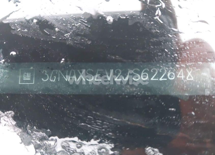 Photo 9 of 2018 Chevrolet Equinox LT (VIN 3GNAXSEV2JS622648)