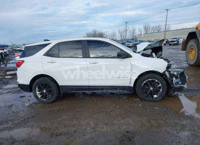 Photo 13 of 2020 Chevrolet Equinox AWD LS (VIN 3GNAXSEV2LS611202)