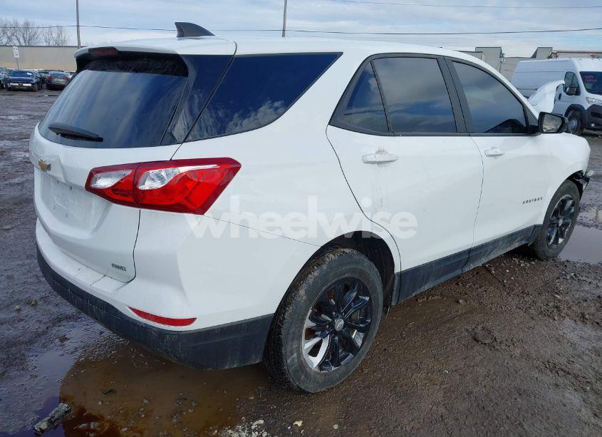 Photo 4 of 2020 Chevrolet Equinox AWD LS (VIN 3GNAXSEV2LS611202)