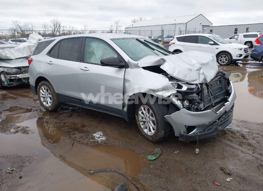 2021 Chevrolet Equinox LS (VIN 3GNAXSEV2MS140184) main photo