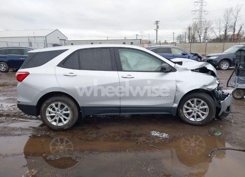 Photo 13 of 2021 Chevrolet Equinox LS (VIN 3GNAXSEV2MS140184)