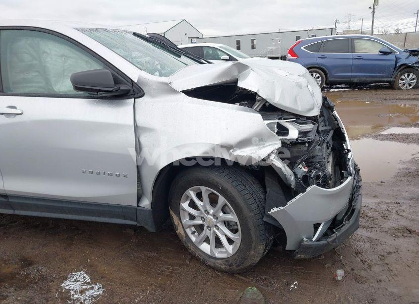 Photo 6 of 2021 Chevrolet Equinox LS (VIN 3GNAXSEV2MS140184)