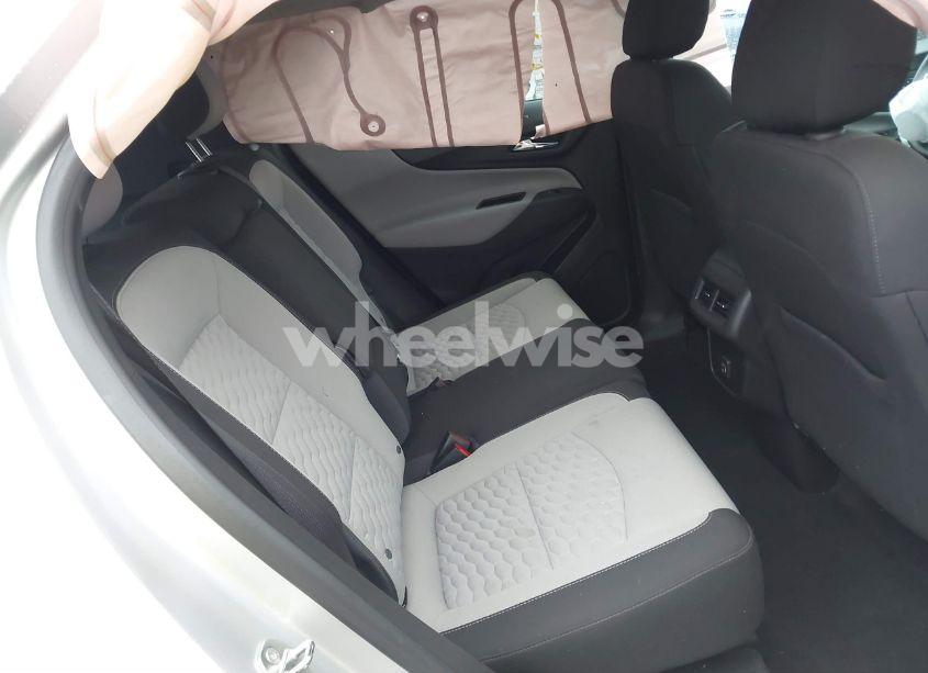 Photo 8 of 2021 Chevrolet Equinox LS (VIN 3GNAXSEV2MS140184)