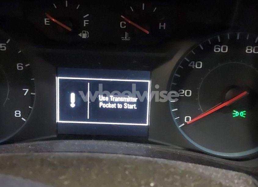 Photo 7 of 2018 Chevrolet Equinox LT (VIN 3GNAXSEV3JL105076)