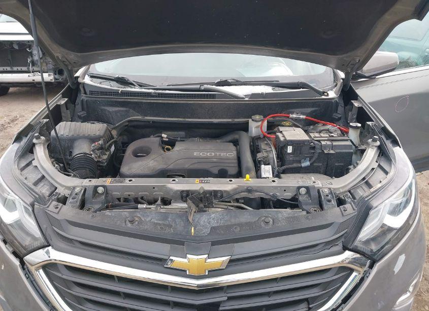 Photo 10 of 2018 Chevrolet Equinox LT (VIN 3GNAXSEV3JS541979)