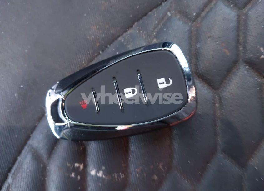 Photo 11 of 2018 Chevrolet Equinox LT (VIN 3GNAXSEV3JS583892)