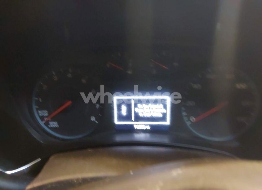 Photo 7 of 2018 Chevrolet Equinox LT (VIN 3GNAXSEV3JS583892)