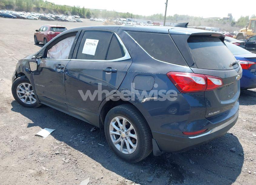 Photo 3 of 2018 Chevrolet Equinox LT (VIN 3GNAXSEV3JS608192)