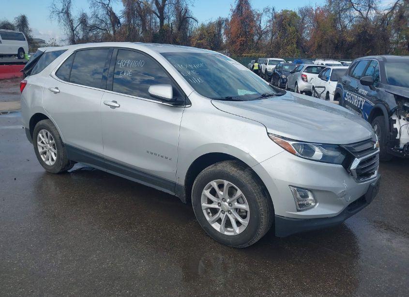 2018 Chevrolet Equinox LT (VIN 3GNAXSEV3JS640673) main photo