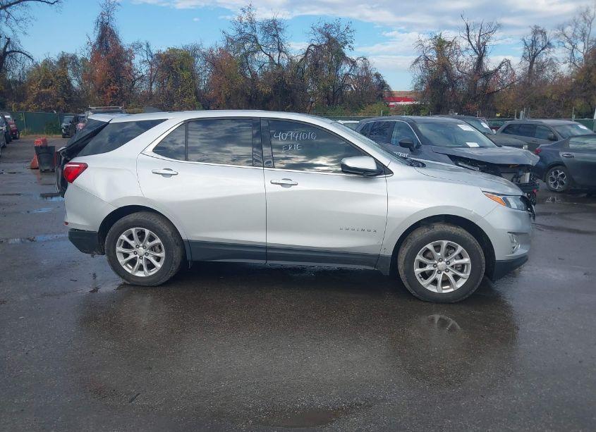 Photo 14 of 2018 Chevrolet Equinox LT (VIN 3GNAXSEV3JS640673)