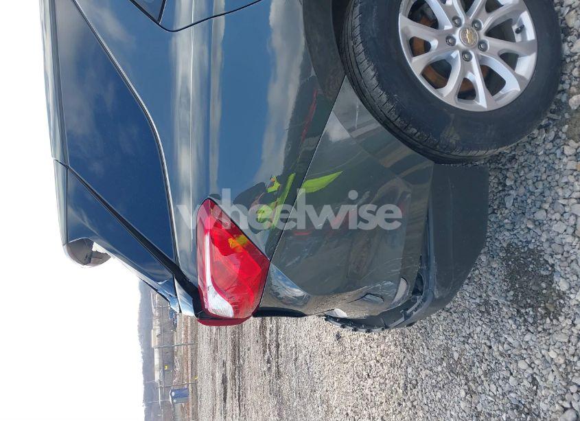 Photo 18 of 2019 Chevrolet Equinox LS (VIN 3GNAXSEV3KS555561)