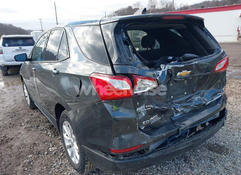 Photo 3 of 2019 Chevrolet Equinox LS (VIN 3GNAXSEV3KS555561)