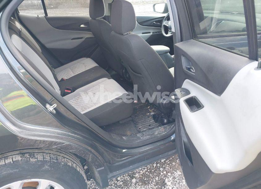 Photo 8 of 2019 Chevrolet Equinox LS (VIN 3GNAXSEV3KS555561)