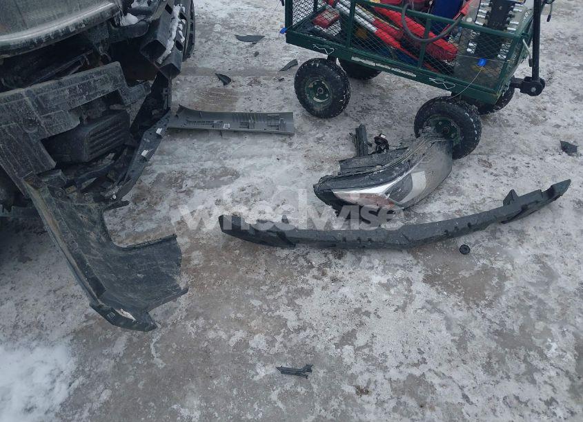 Photo 12 of 2021 Chevrolet Equinox LS (VIN 3GNAXSEV3MS125631)