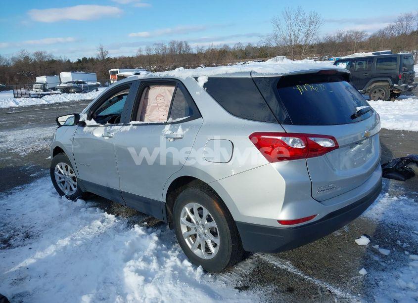 Photo 3 of 2021 Chevrolet Equinox AWD LS (VIN 3GNAXSEV3MS155535)