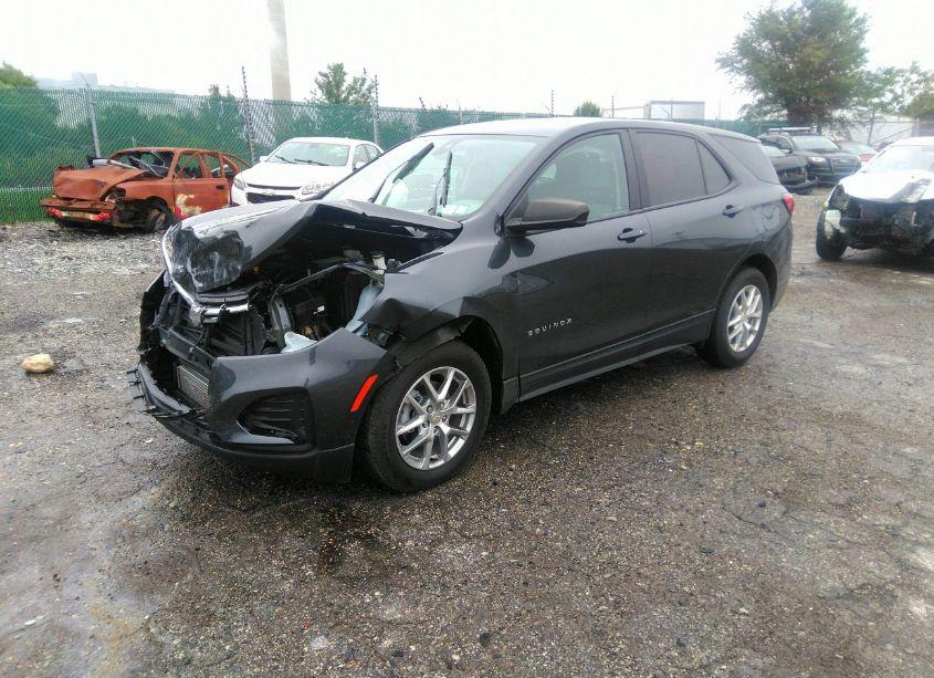 Photo 2 of 2022 Chevrolet Equinox AWD LS (VIN 3GNAXSEV3NS103839)