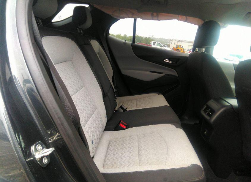Photo 8 of 2022 Chevrolet Equinox AWD LS (VIN 3GNAXSEV3NS103839)