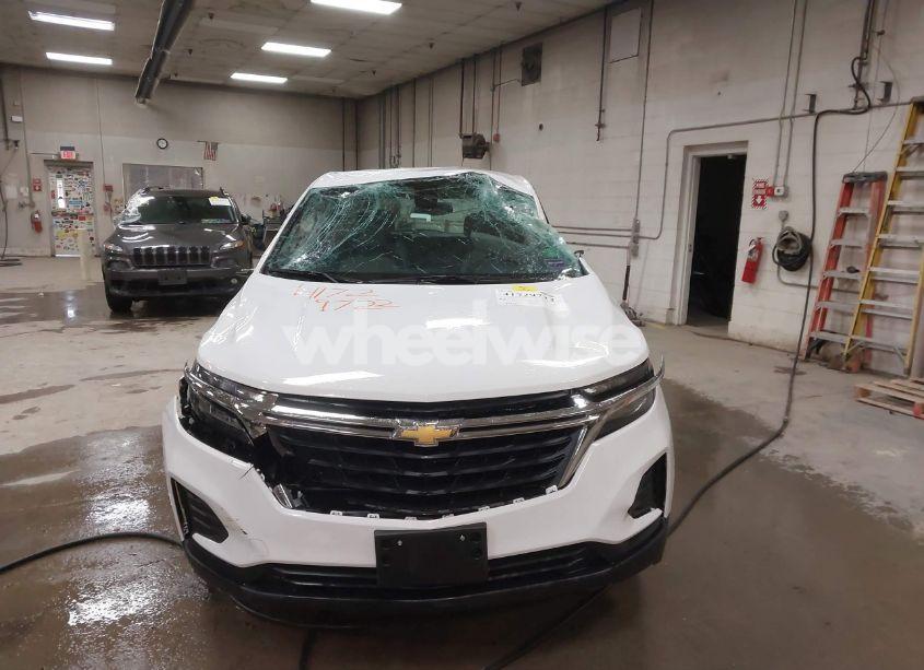 Photo 13 of 2022 Chevrolet Equinox AWD LS (VIN 3GNAXSEV3NS170280)