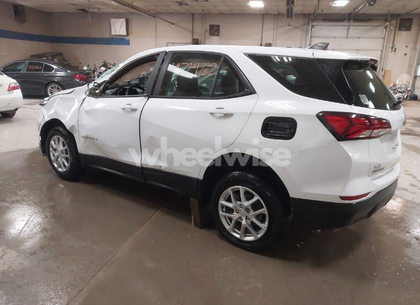 Photo 3 of 2022 Chevrolet Equinox AWD LS (VIN 3GNAXSEV3NS170280)