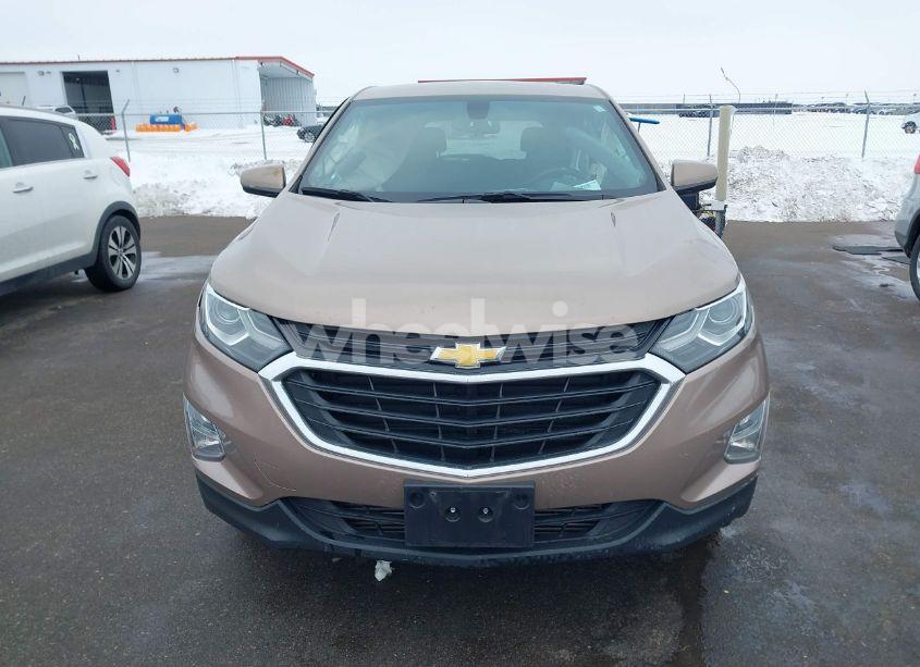 Photo 12 of 2018 Chevrolet Equinox LT (VIN 3GNAXSEV4JL255617)