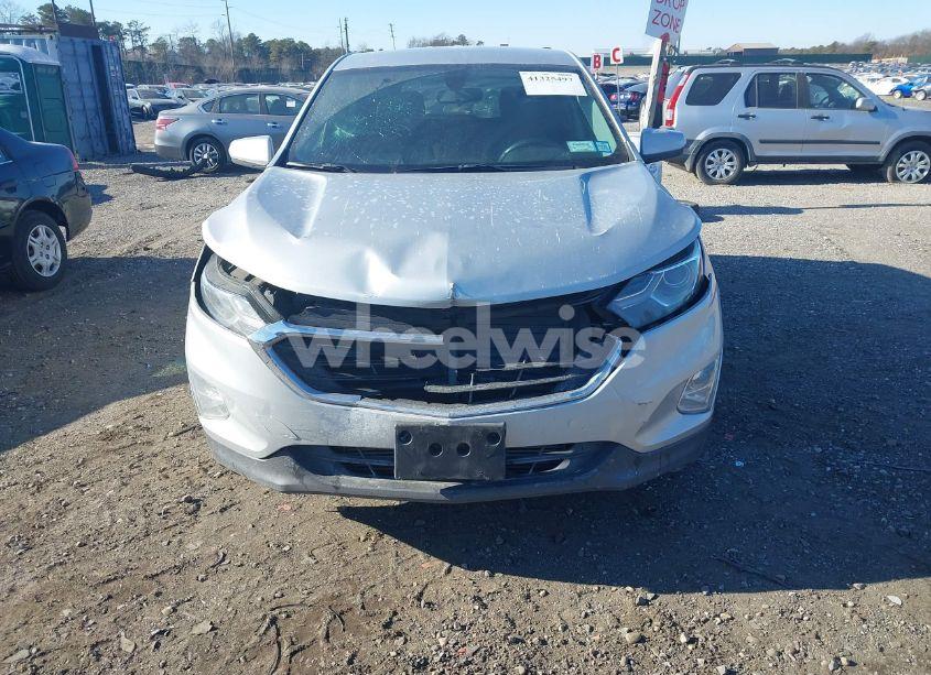 Photo 12 of 2018 Chevrolet Equinox LT (VIN 3GNAXSEV4JL361033)