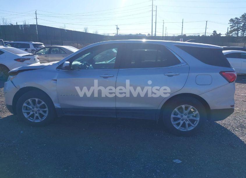 Photo 14 of 2018 Chevrolet Equinox LT (VIN 3GNAXSEV4JL361033)