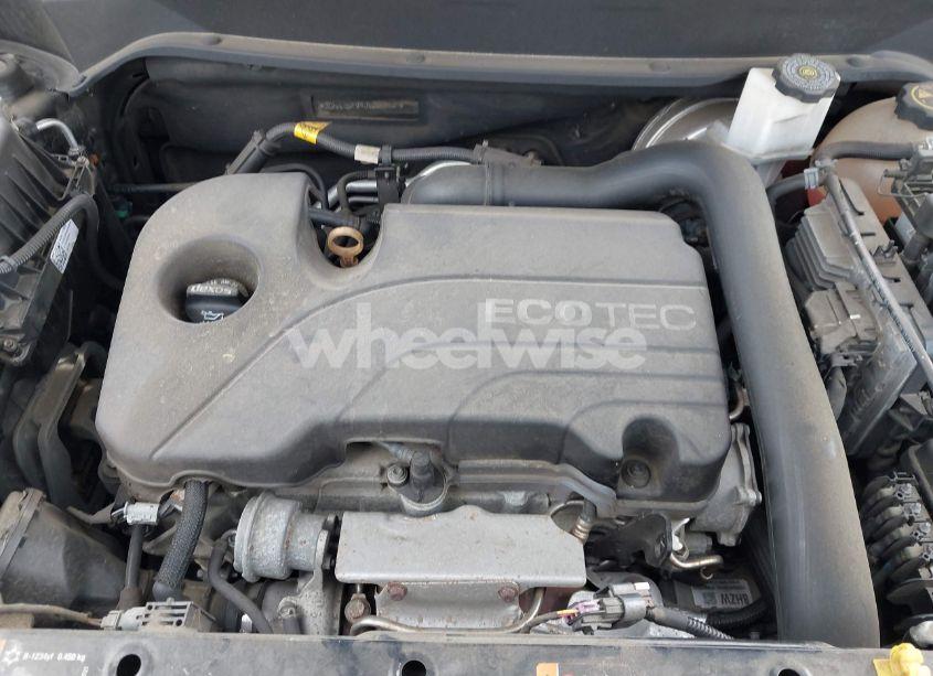 Photo 10 of 2018 Chevrolet Equinox LT (VIN 3GNAXSEV4JL362831)