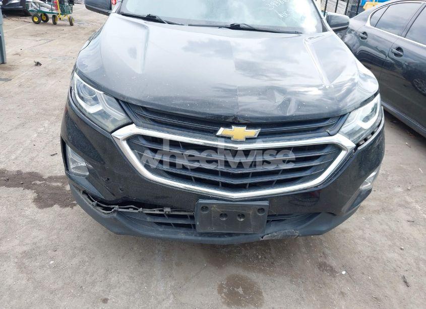 Photo 6 of 2018 Chevrolet Equinox LT (VIN 3GNAXSEV4JL362831)