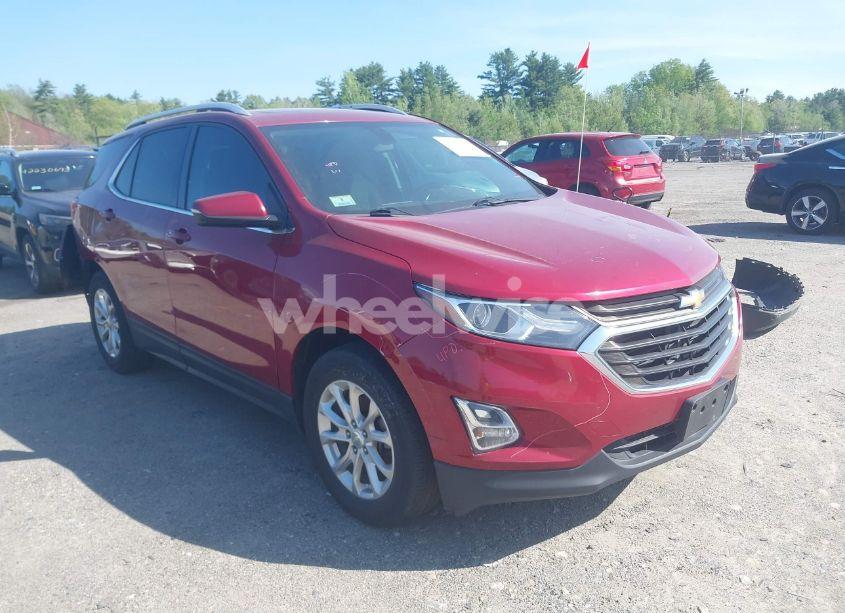 2018 Chevrolet Equinox LT (VIN 3GNAXSEV4JS513155) main photo