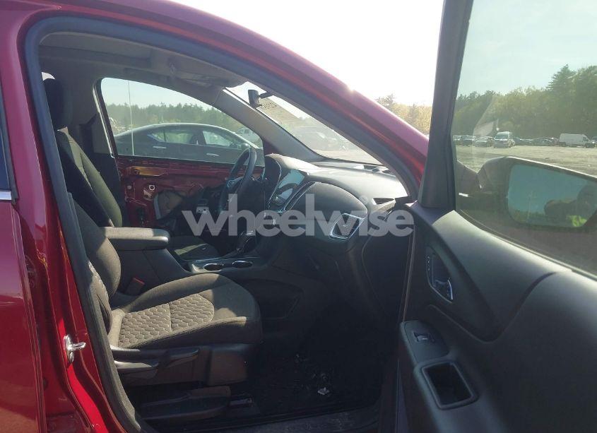 Photo 5 of 2018 Chevrolet Equinox LT (VIN 3GNAXSEV4JS513155)