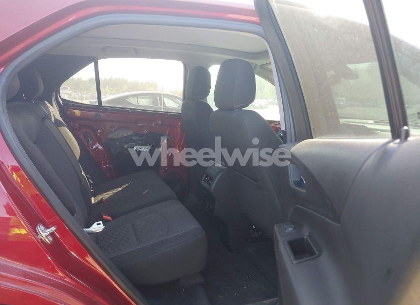 Photo 8 of 2018 Chevrolet Equinox LT (VIN 3GNAXSEV4JS513155)