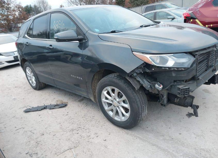 2018 Chevrolet Equinox LT (VIN 3GNAXSEV4JS588647) main photo
