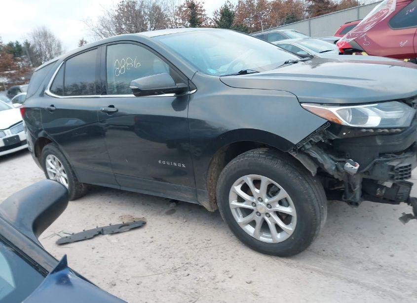 Photo 14 of 2018 Chevrolet Equinox LT (VIN 3GNAXSEV4JS588647)