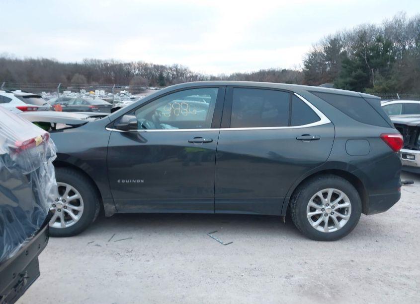 Photo 15 of 2018 Chevrolet Equinox LT (VIN 3GNAXSEV4JS588647)