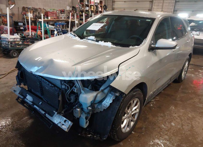 Photo 6 of 2018 Chevrolet Equinox LT (VIN 3GNAXSEV4JS589085)