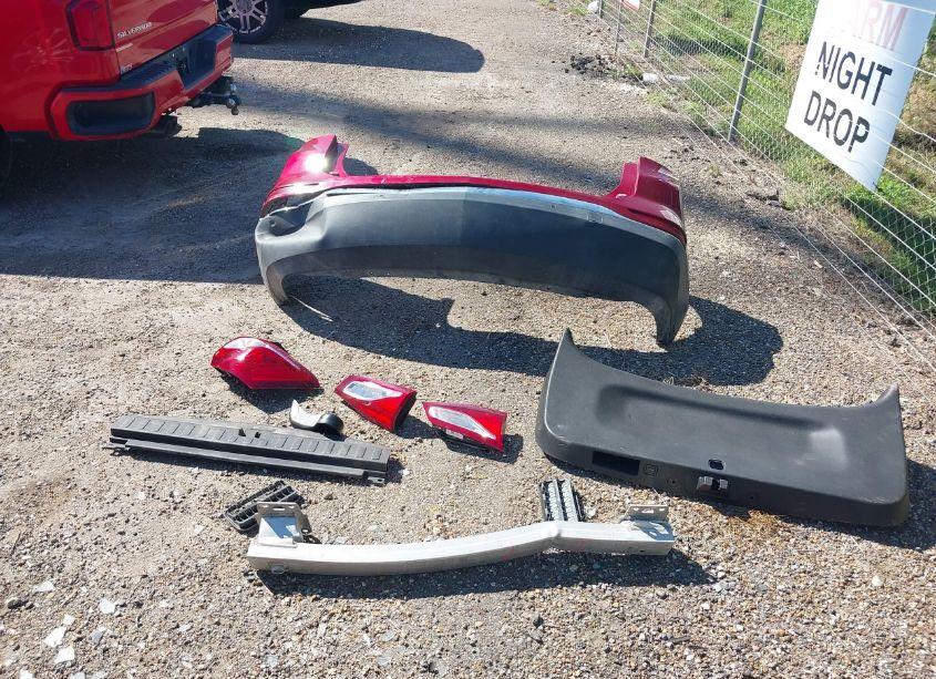 Photo 12 of 2018 Chevrolet Equinox LT (VIN 3GNAXSEV4JS634218)