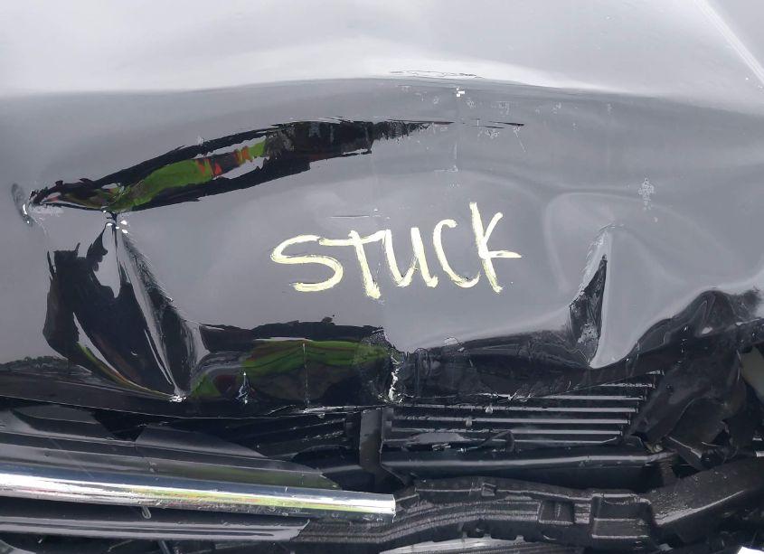 Photo 10 of 2019 Chevrolet Equinox LS (VIN 3GNAXSEV4KL250290)