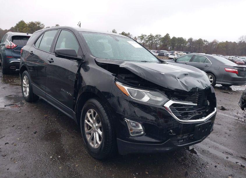 Photo 6 of 2019 Chevrolet Equinox LS (VIN 3GNAXSEV4KL250290)